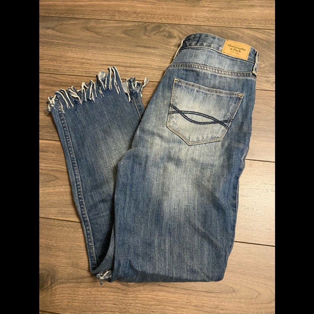 Abercrombie vintage ripped jeans with fringe bottom